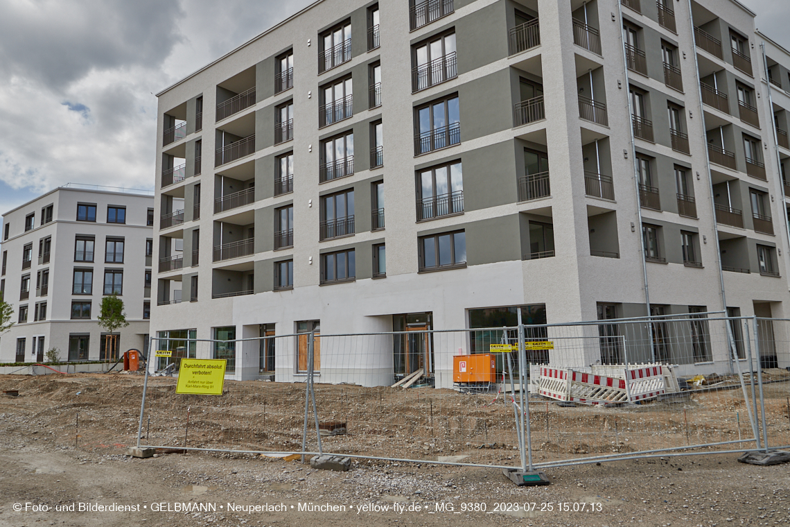 25.07.2023 - Rundgang im Alexisquartier in Neuperlach